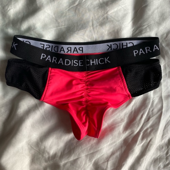 Paradise Chick Net Short in Watermelon - Picture 3 of 3